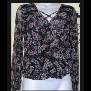 No Boundaries Junior’s Blouse Wrap CrissCross Front Black Sheer Floral Lace Sz 1